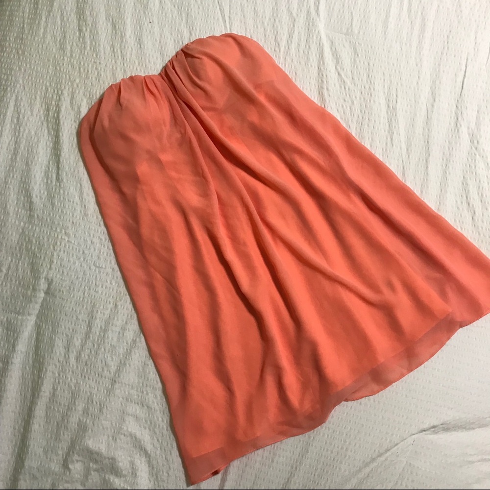 VESTIQUE STRAPLESS CORAL DRESS - Picture 2 of 4